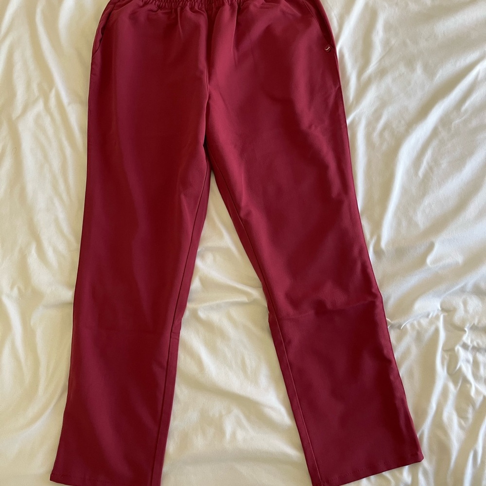 Jaanuu Women's M/P Scrub Pants and Top - Picture 7 of 11